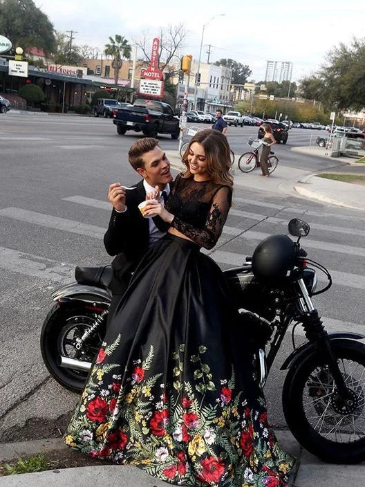 Two Piece Prom Dresses Lace Floral Print Black Prom Dress Sexy Evening Dress JKL765 Vintage floral dresses