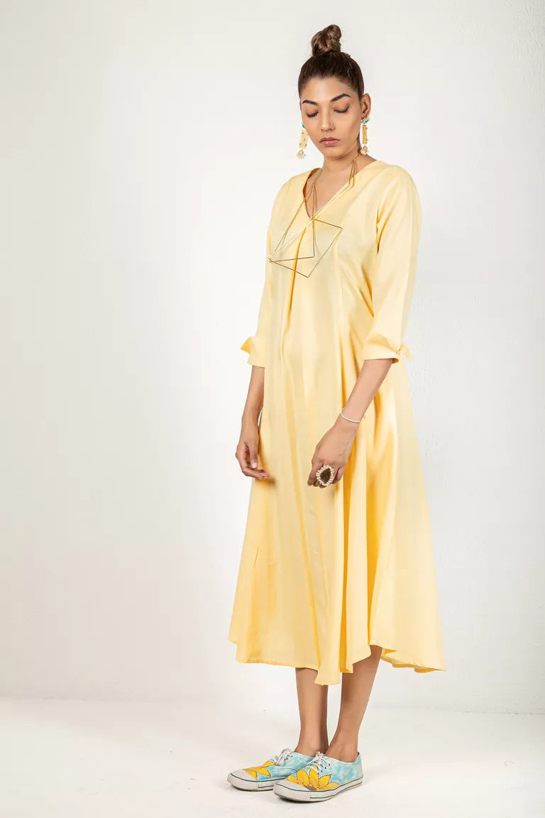 V-Neck Yellow Dress Women's unclassified dresses